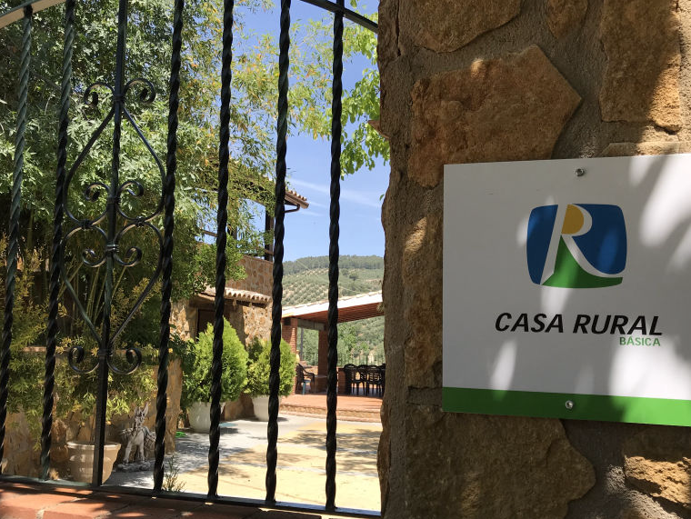 Detalle de la entrada a la Casa Rural Huerta del Cura